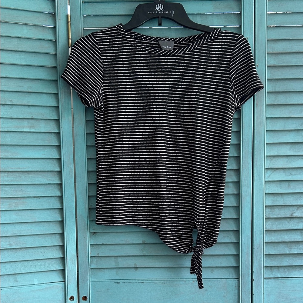 Olivia Rae Black and White Striped Short Sleeve Top